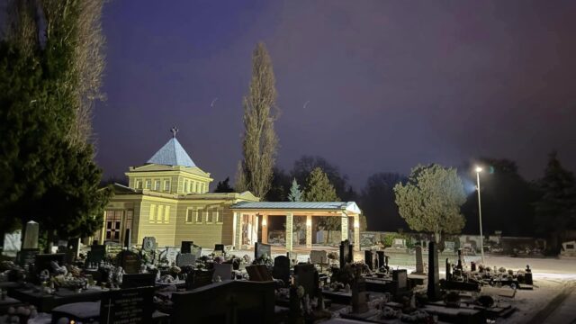 A komáromi temető (Forrás: Komáromi Római Katolikus temető Facebook-oldal)