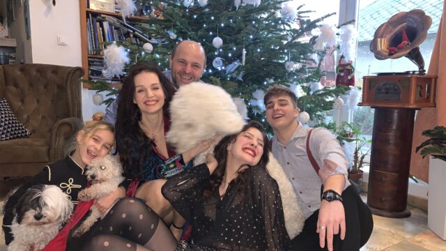 Gál Tamás és családja karácsonykor