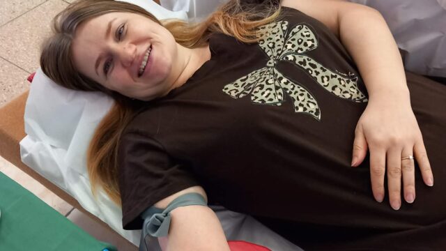 Káhn Edina 30. alkalommal adott vért