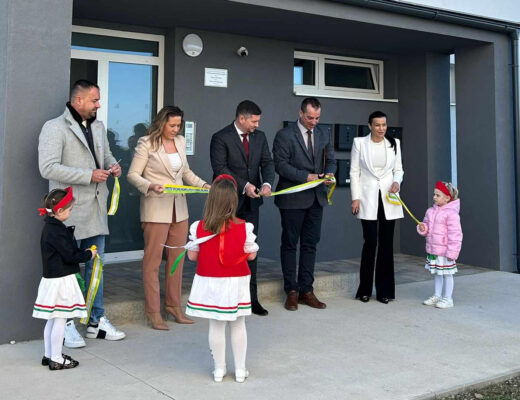 Vágfüzesi bérház